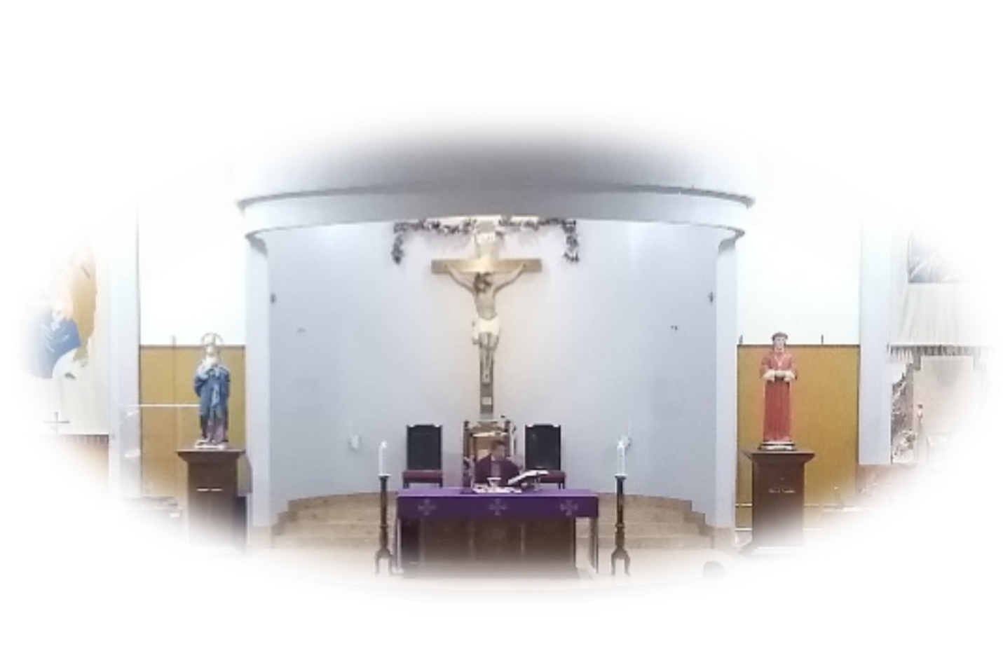 picture of the altar of st john fisher